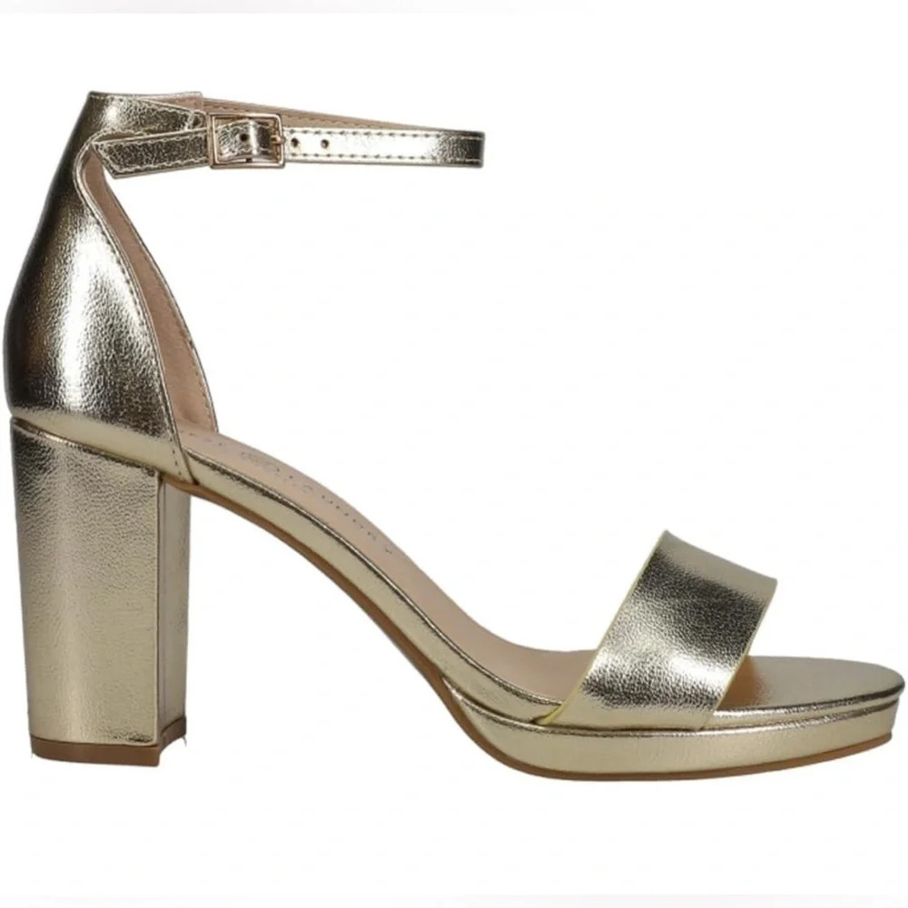 Chinese Laundry Women's Teri New Metallic Heeled Sandal Size 7.5 NWOT